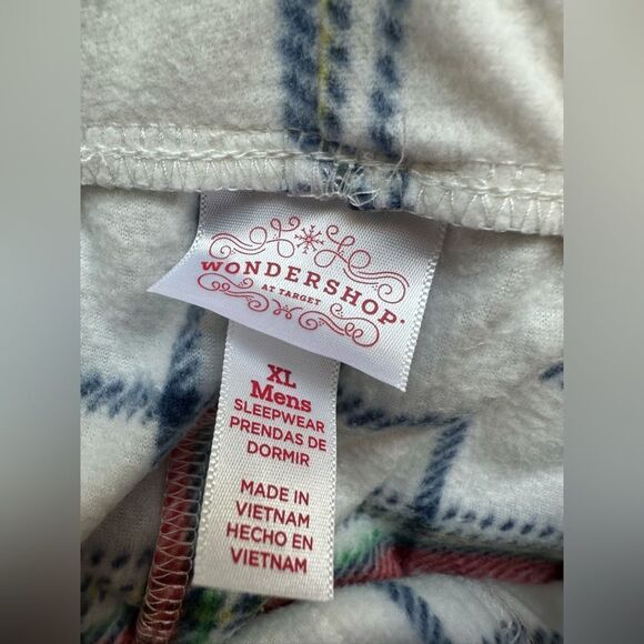 WONDERSHOP BY TARGET Christmas pj plaid bottoms - Picture 5 of 5